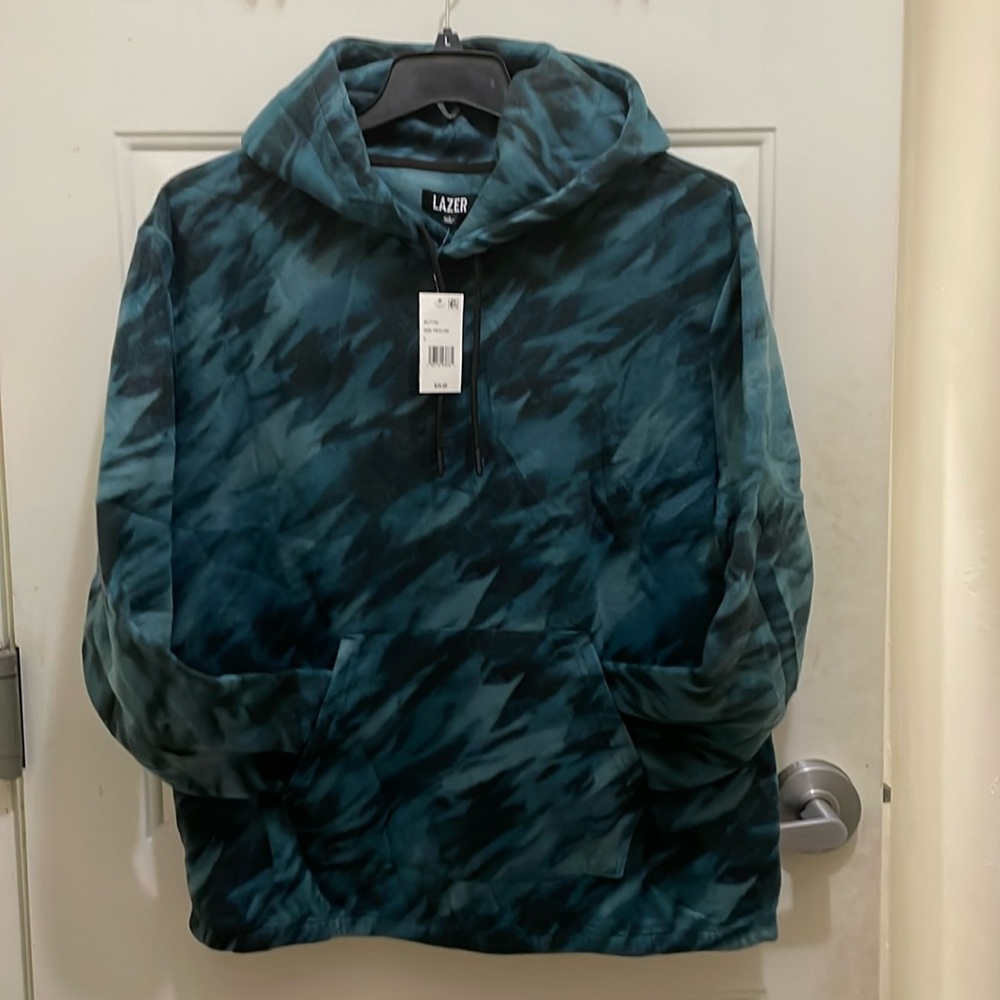 🎉HOST PICK 🎉LAZER:NWT,Men’s fleece hoodie/pockets.Medium, LG, and XXL